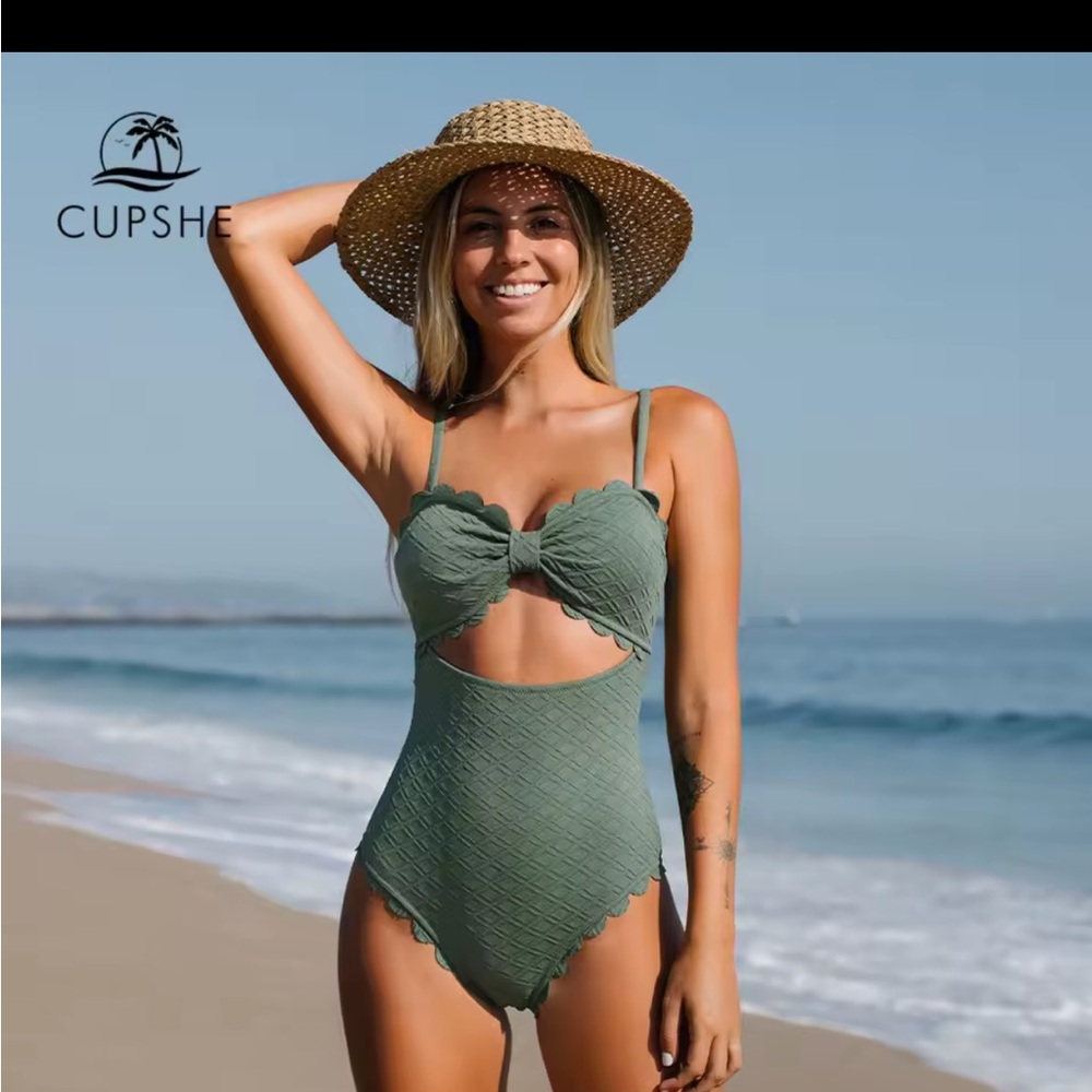 Cupshe Olive Scalloped One Piece Swimsuit
